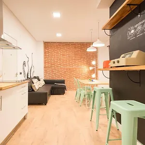 https://lucia-la-seroteca.hotelsinnerja.org